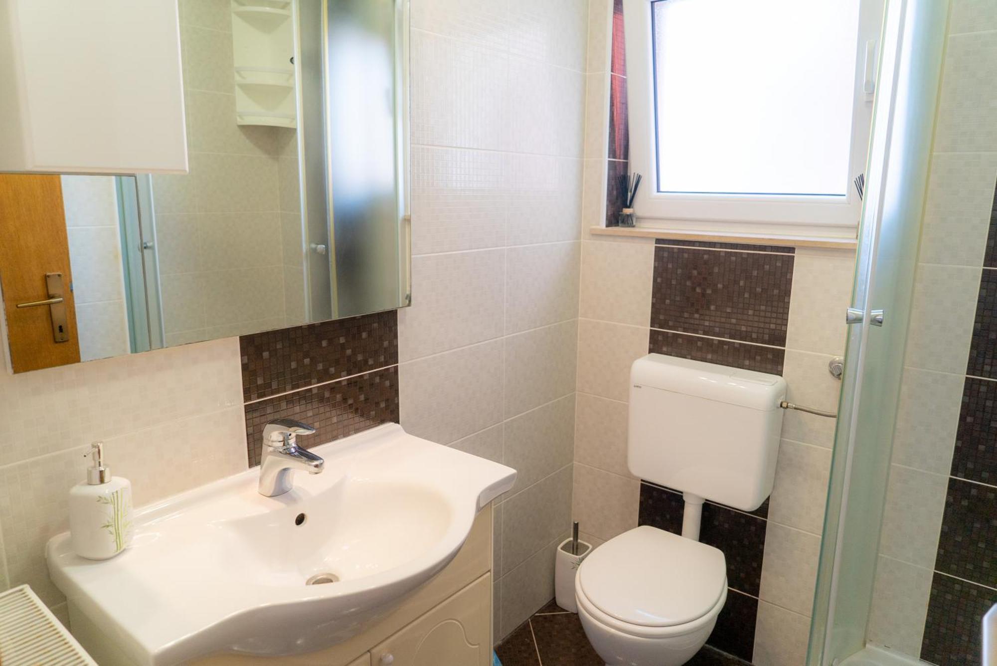 Apartments Zubcic Tisno Εξωτερικό φωτογραφία